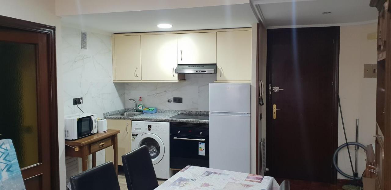 Apartamentos Salamanca Puerta Zamora, Centro, Wifi Con Salon Y 2 Dormitorios, Parking المظهر الخارجي الصورة